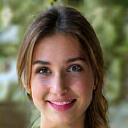 Portrait de Elodie Garnier, étudiante en œnologie.